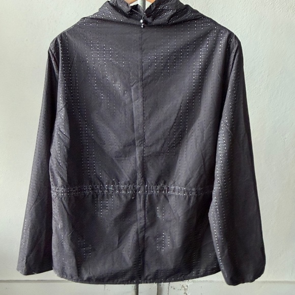 Fabletics Lightweight Running Jacket Womens Medium - Picture 5 of 6